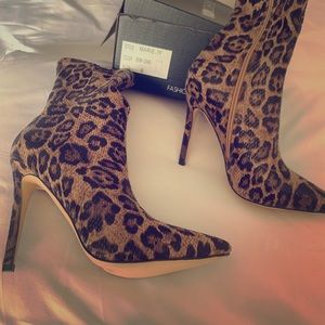 Just in time for fall! Leopard print booties